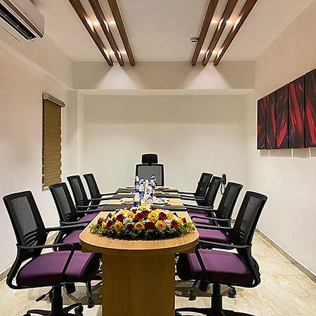 Park Residency Kodungallur Thrissur Exterior foto